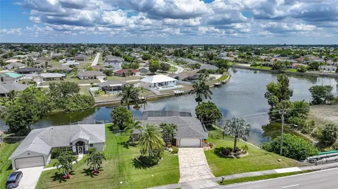 515 Gleason Parkway Cape Coral FL 33914