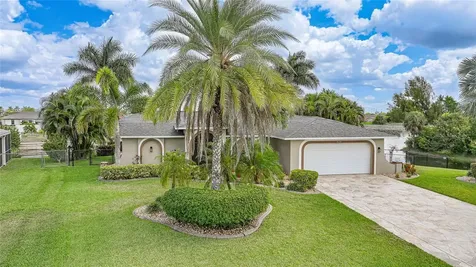 515 Gleason Parkway Cape Coral FL 33914