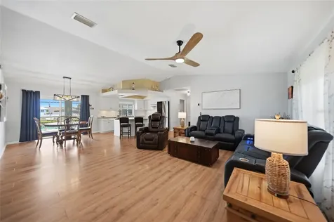 515 Gleason Parkway Cape Coral FL 33914