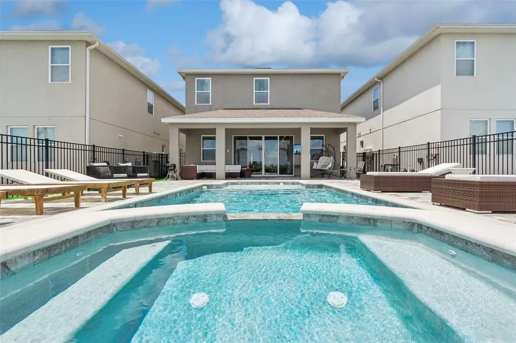 424 Southfield Street Kissimmee FL 34747
