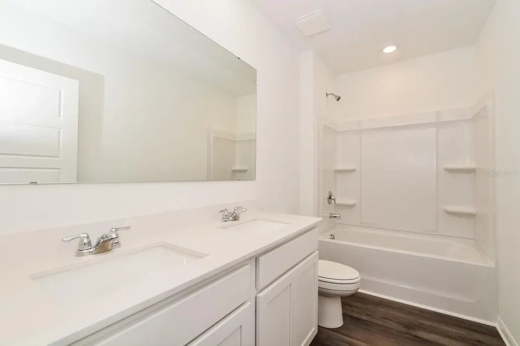 3443 Nettle Loop Tavares FL 32778