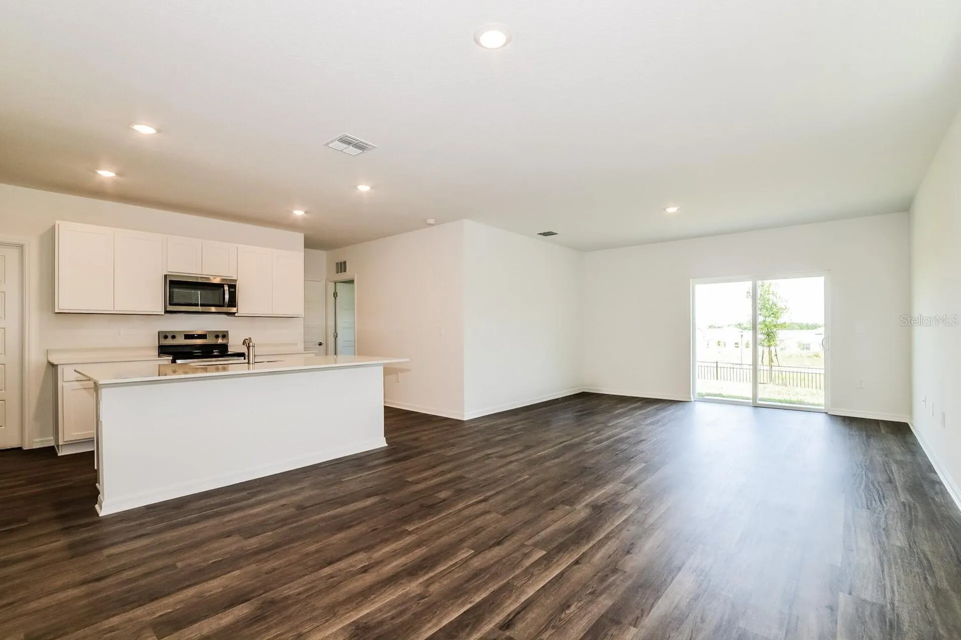 3443 Nettle Loop Tavares FL 32778