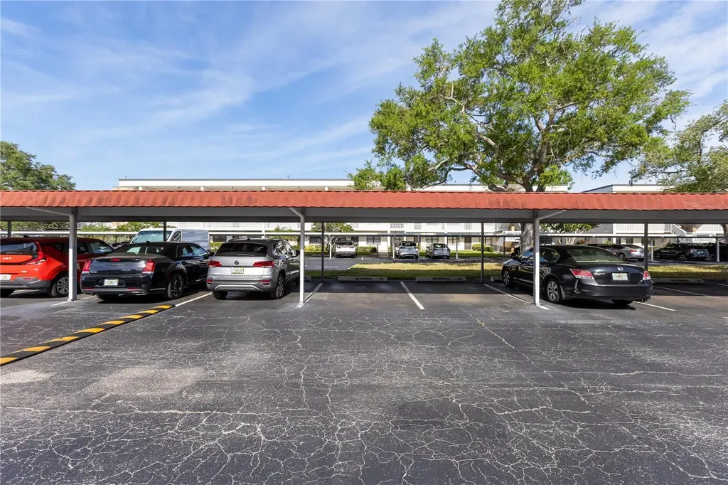 4915 Bay Street NE St Petersburg FL 33703