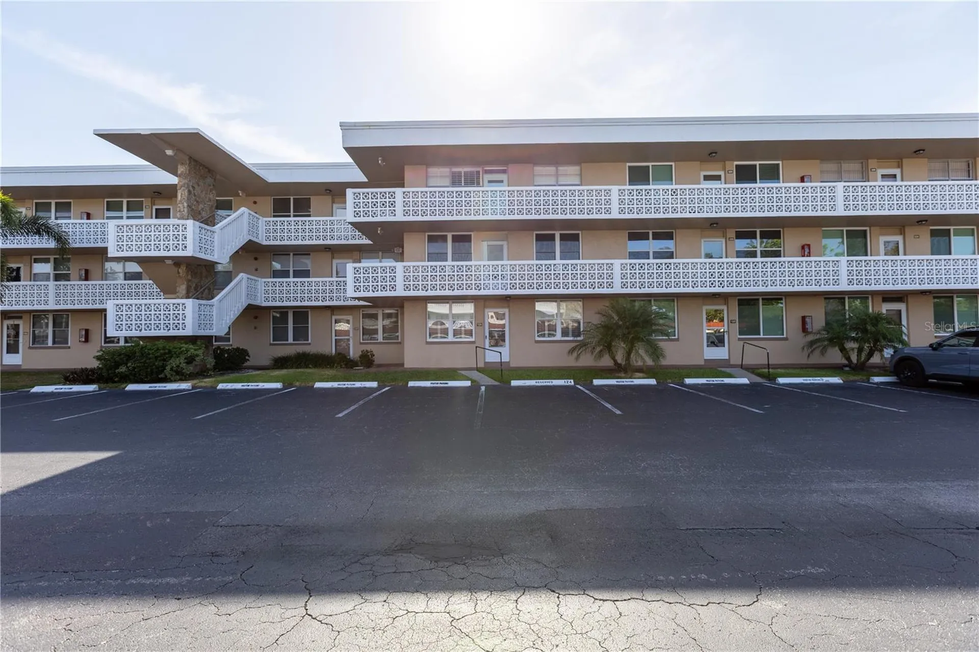 4915 Bay Street NE St Petersburg FL 33703