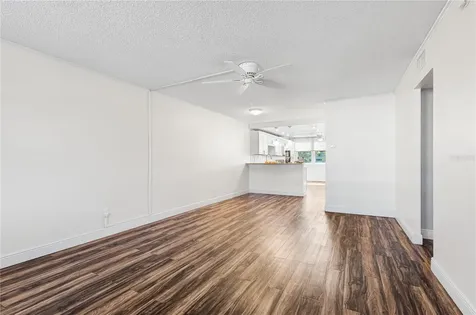 4915 Bay Street NE St Petersburg FL 33703