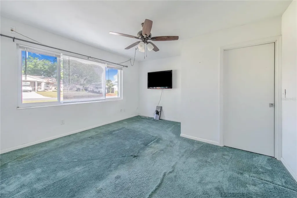 1212 W Lake Buckeye Drive Winter Haven FL 33881