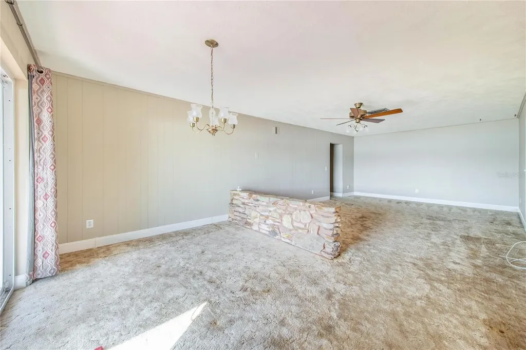 1212 W Lake Buckeye Drive Winter Haven FL 33881