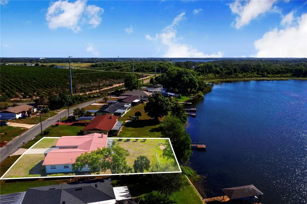 1212 W Lake Buckeye Drive Winter Haven FL 33881