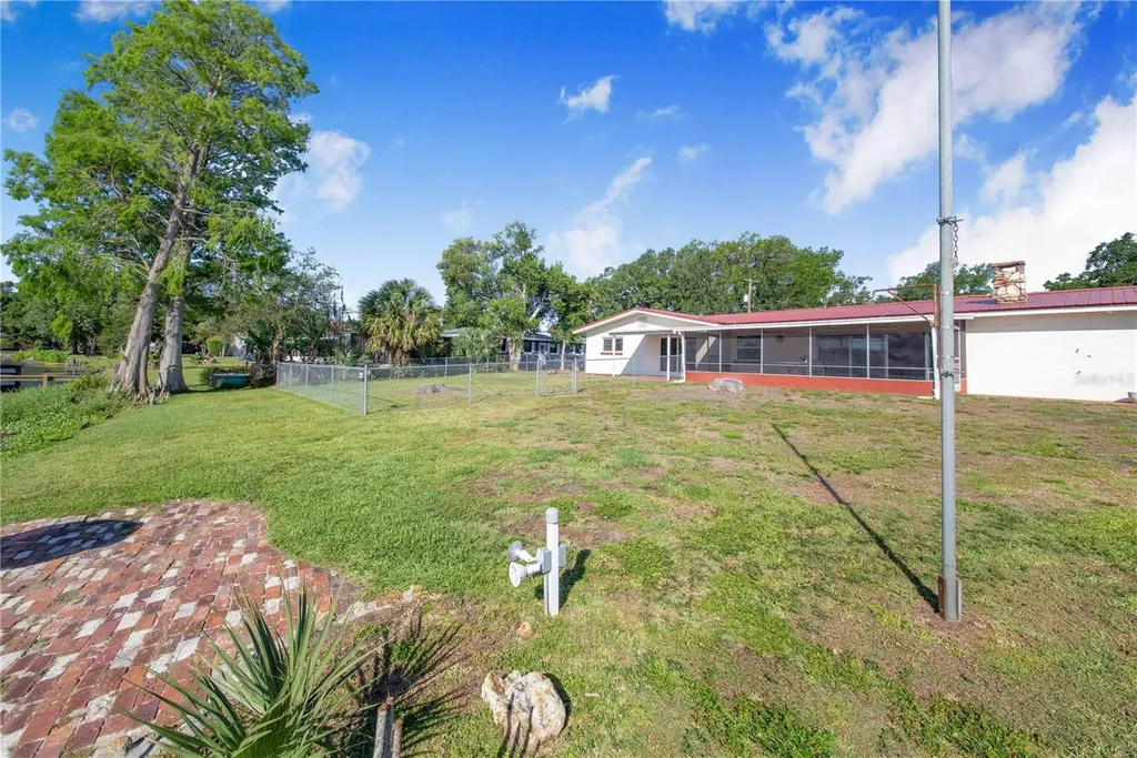 1212 W Lake Buckeye Drive Winter Haven FL 33881