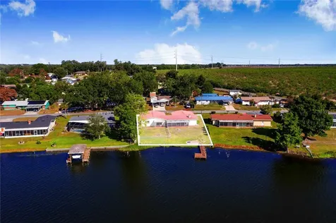 1212 W Lake Buckeye Drive Winter Haven FL 33881