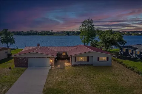 1212 W Lake Buckeye Drive Winter Haven FL 33881