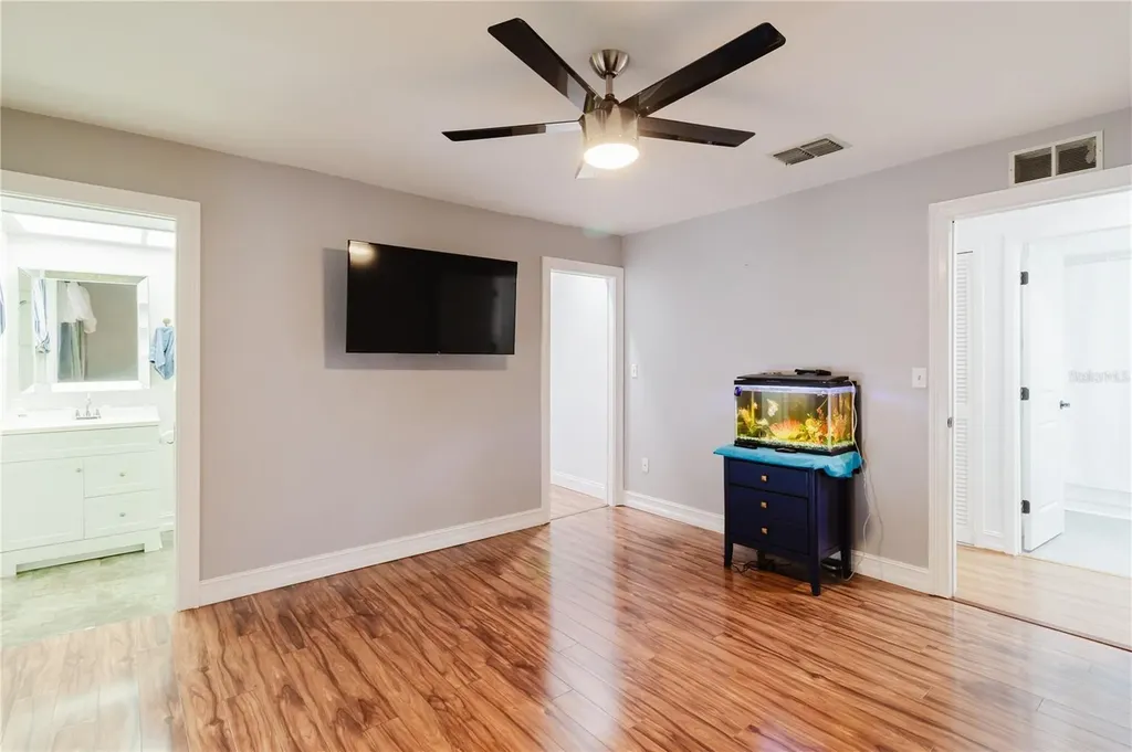 2276 Tamarron Terrace Palm Harbor FL 34683