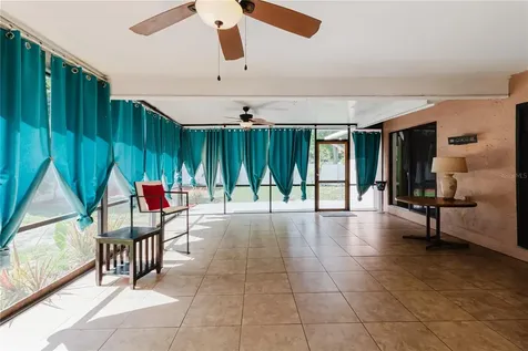 2276 Tamarron Terrace Palm Harbor FL 34683
