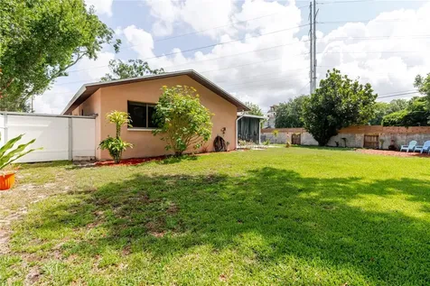 2276 Tamarron Terrace Palm Harbor FL 34683