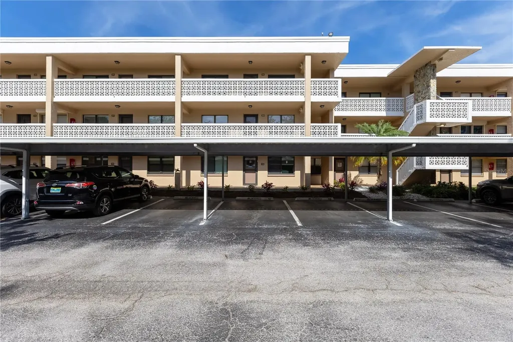 5080 Locust Street NE St Petersburg FL 33703