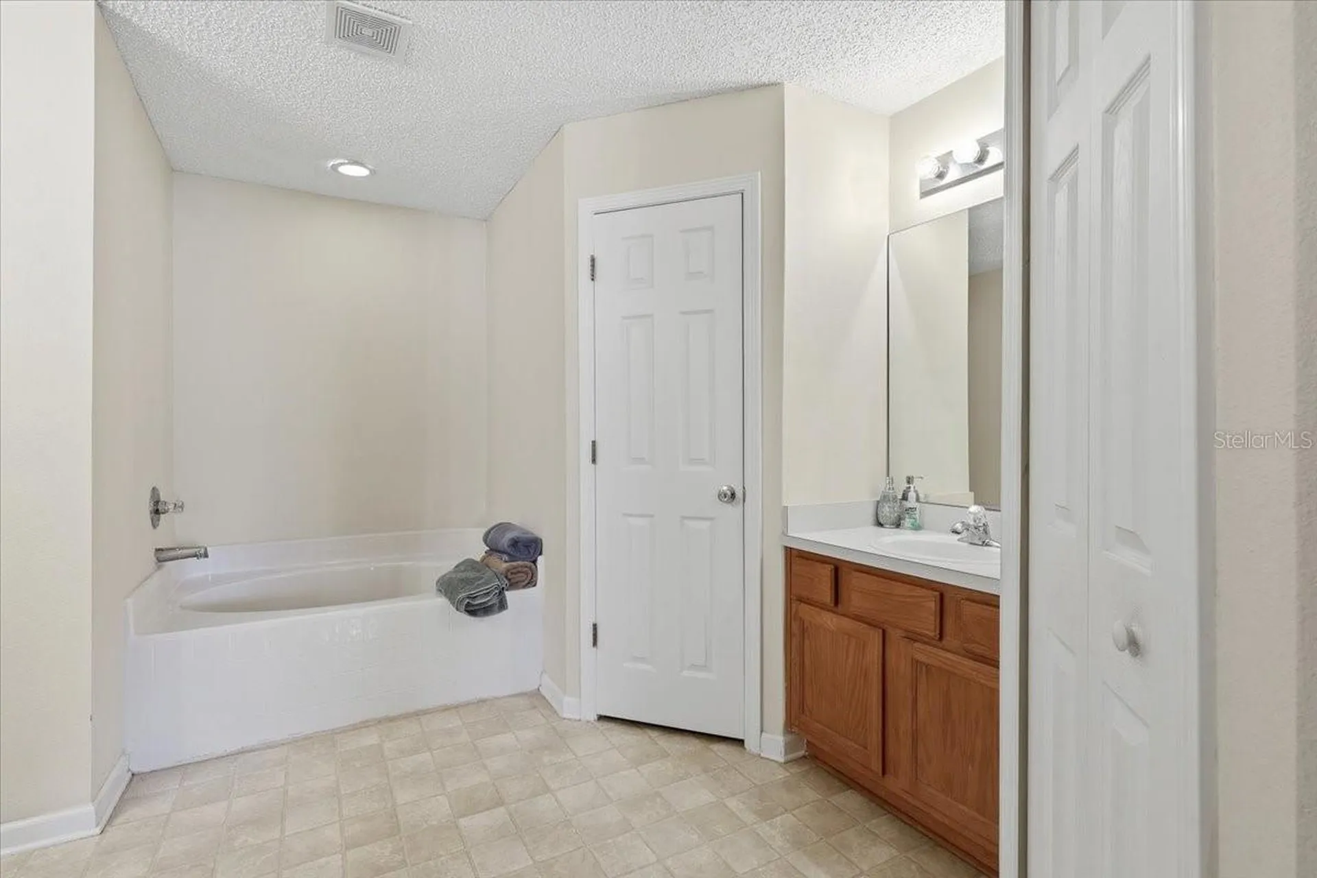 12 Llestone Path Palm Coast FL 32164