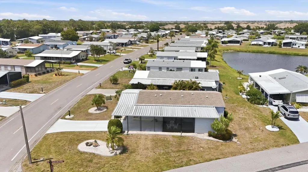803 Tangerine Woods Boulevard Englewood FL 34223