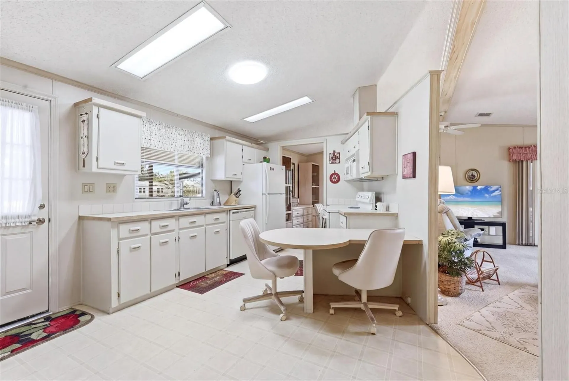 803 Tangerine Woods Boulevard Englewood FL 34223