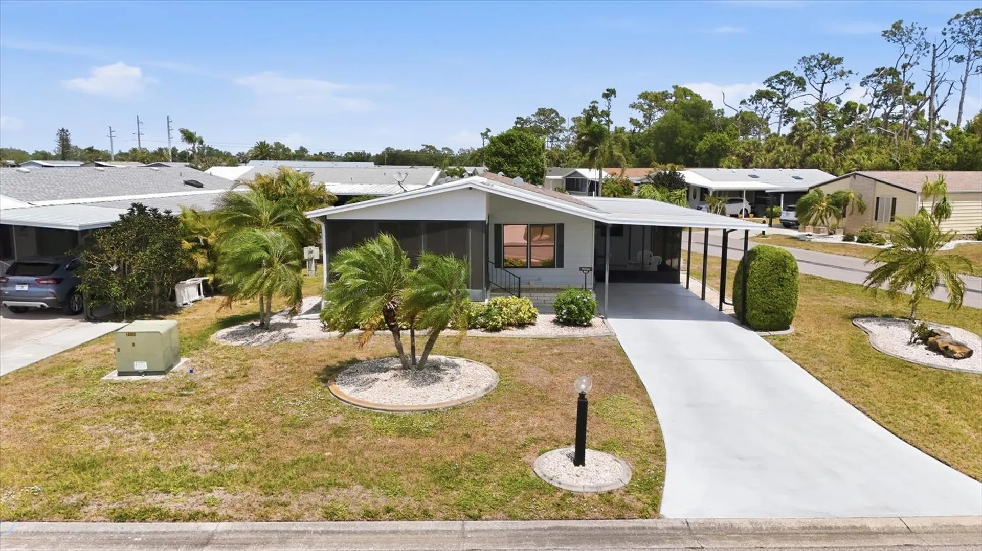 803 Tangerine Woods Boulevard Englewood FL 34223