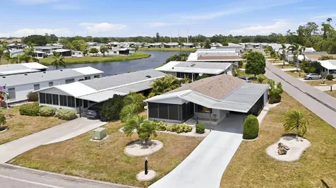 803 Tangerine Woods Boulevard Englewood FL 34223