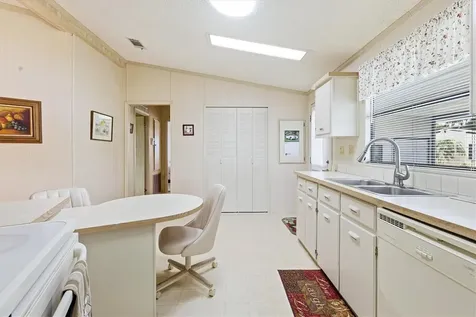 803 Tangerine Woods Boulevard Englewood FL 34223