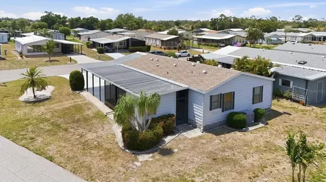 803 Tangerine Woods Boulevard Englewood FL 34223