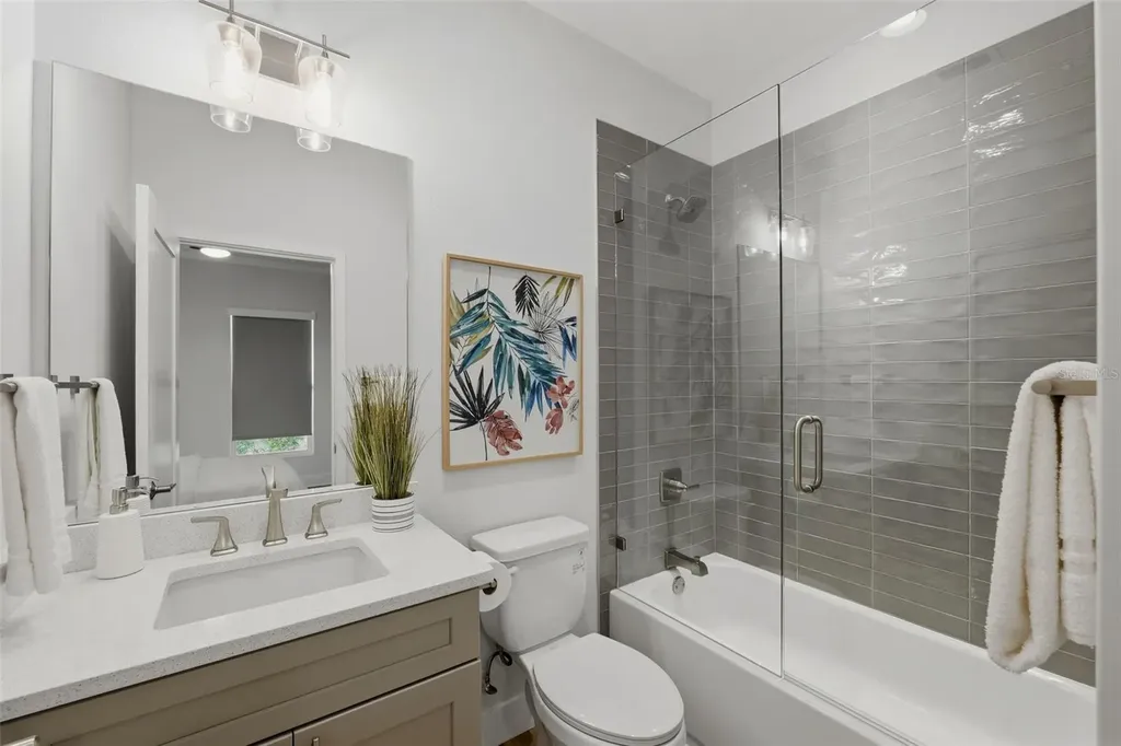 946 Highland Avenue Dunedin FL 34698
