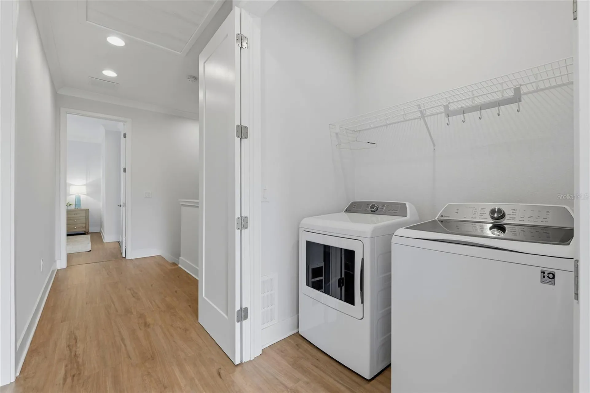946 Highland Avenue Dunedin FL 34698