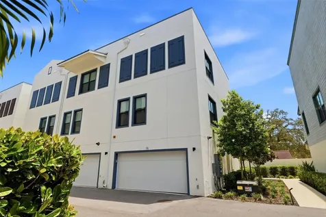 946 Highland Avenue Dunedin FL 34698