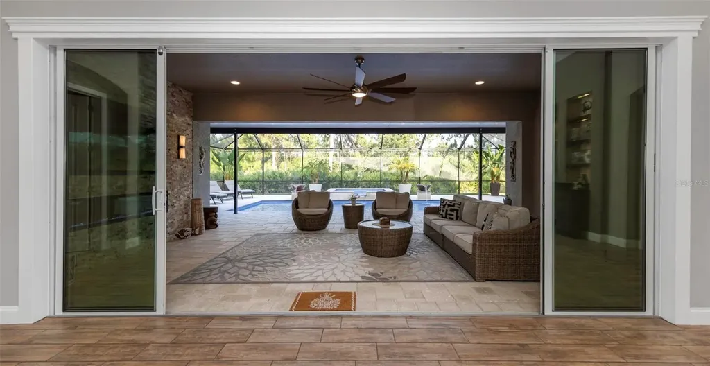 4042 Woodland Retreat Boulevard New Port Richey FL 34655