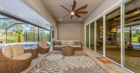 4042 Woodland Retreat Boulevard New Port Richey FL 34655