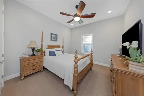 4042 Woodland Retreat Boulevard New Port Richey FL 34655