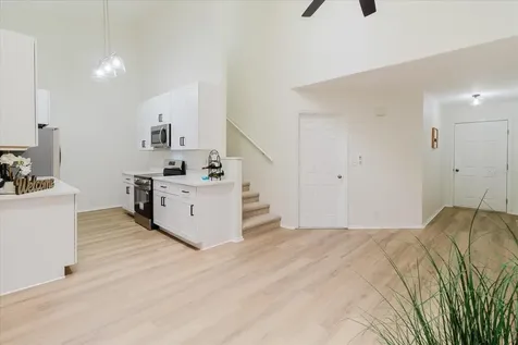 682 Green Valley Road Palm Harbor FL 34683
