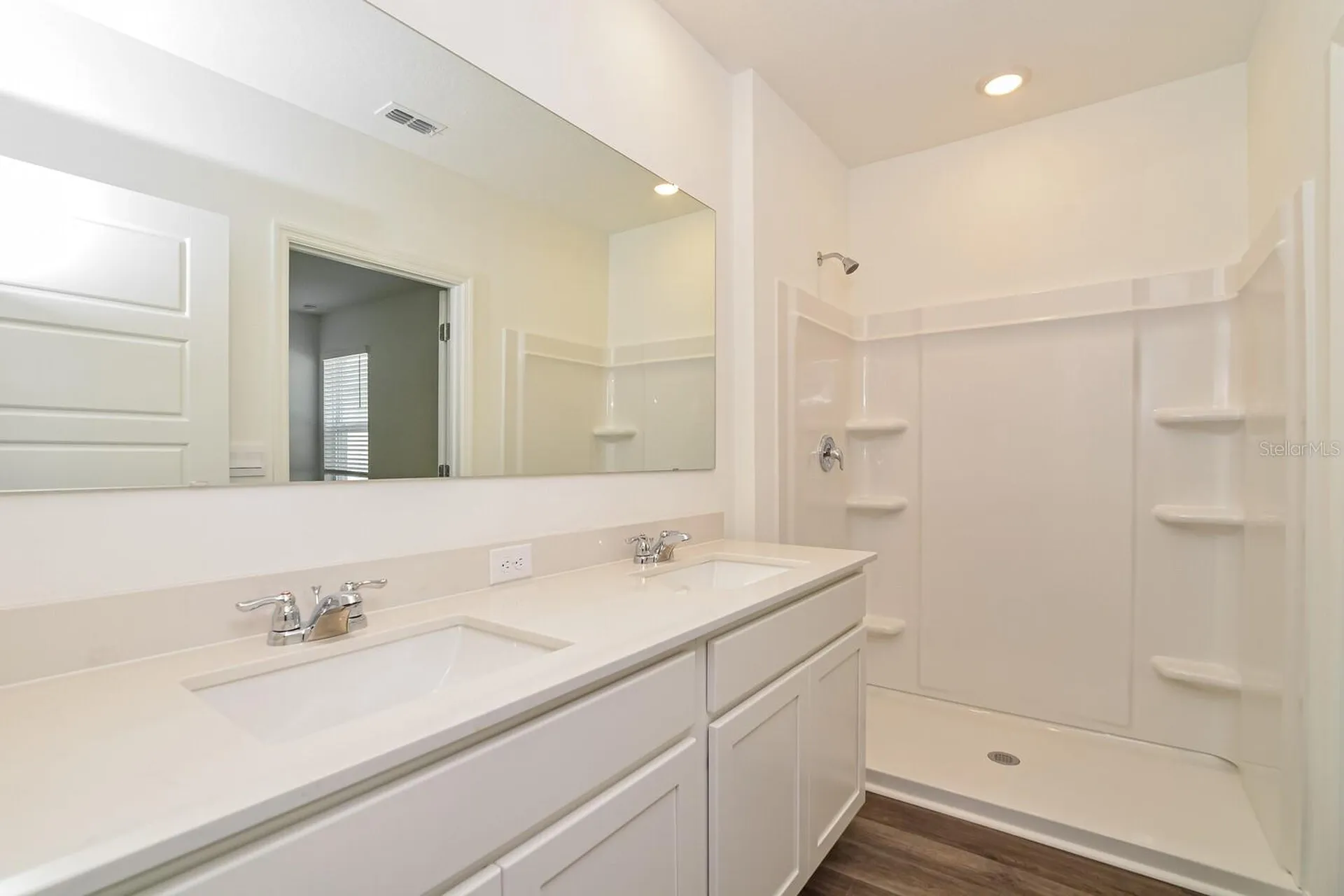 3437 Nettle Loop Tavares FL 32778