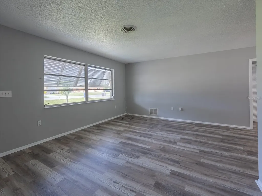 916 Gillespie Street Englewood FL 34223