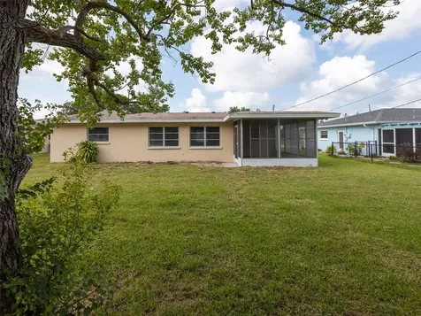 916 Gillespie Street Englewood FL 34223