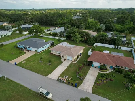 916 Gillespie Street Englewood FL 34223
