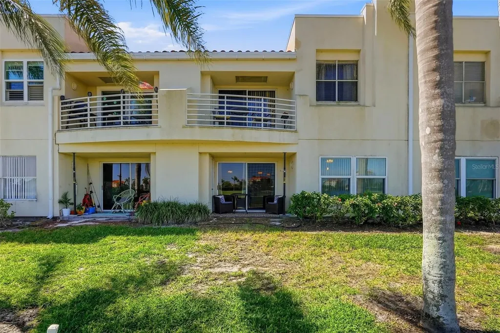 6151 Bahia Del Mar Boulevard St Petersburg FL 33715