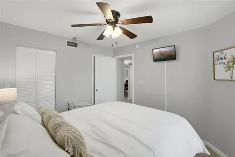 6151 Bahia Del Mar Boulevard St Petersburg FL 33715
