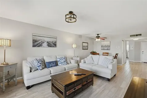 6151 Bahia Del Mar Boulevard St Petersburg FL 33715