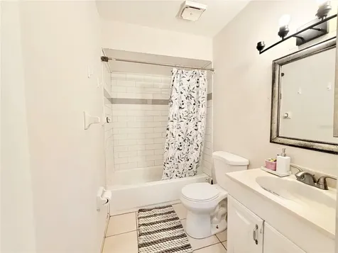 2710 46th Avenue Drive W Bradenton FL 34207