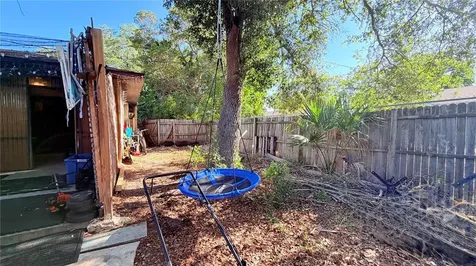 2710 46th Avenue Drive W Bradenton FL 34207