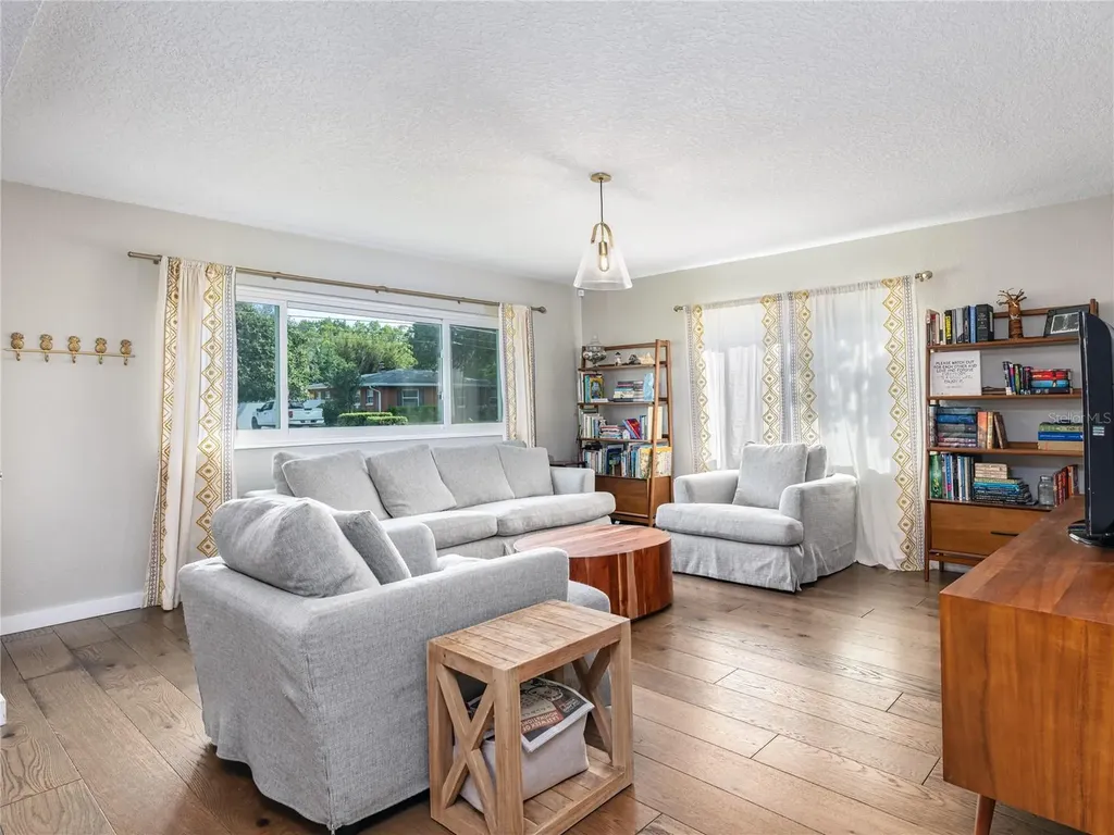821 Briercliff Drive Orlando FL 32806