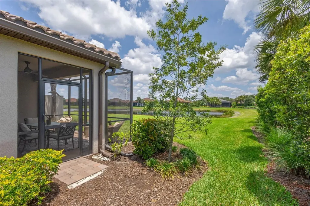 10429 Morning Mist Lane Sarasota FL 34241