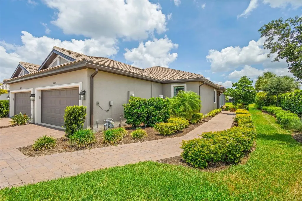 10429 Morning Mist Lane Sarasota FL 34241