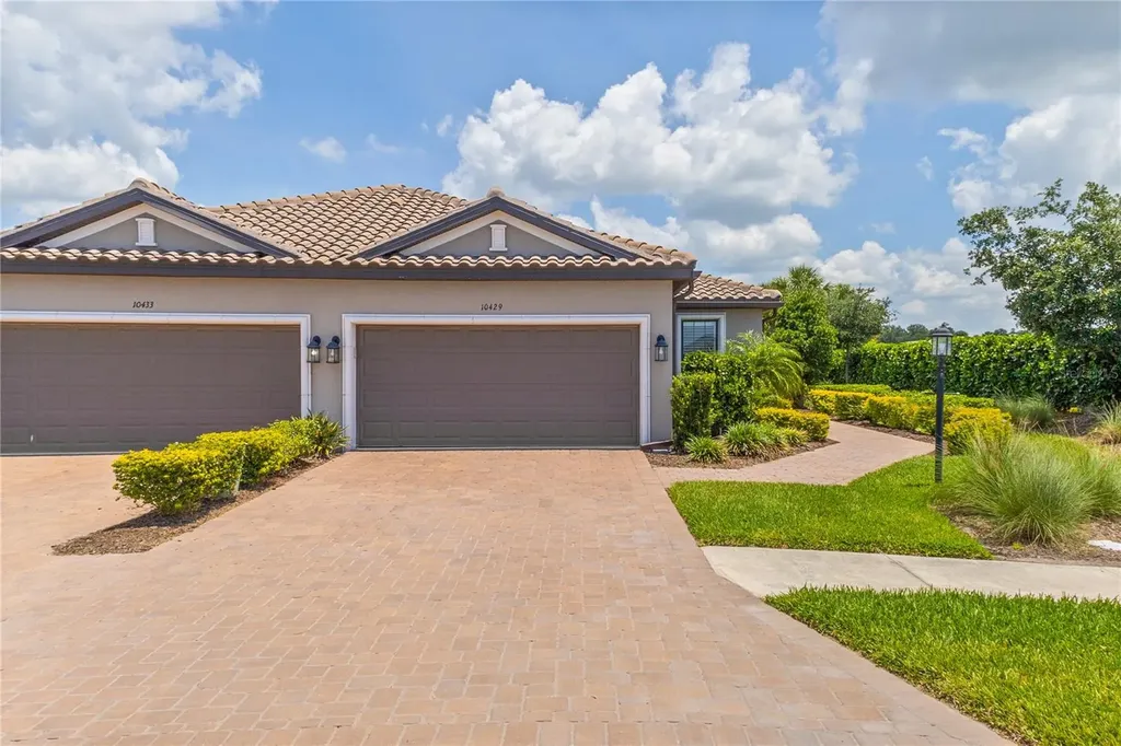 10429 Morning Mist Lane Sarasota FL 34241