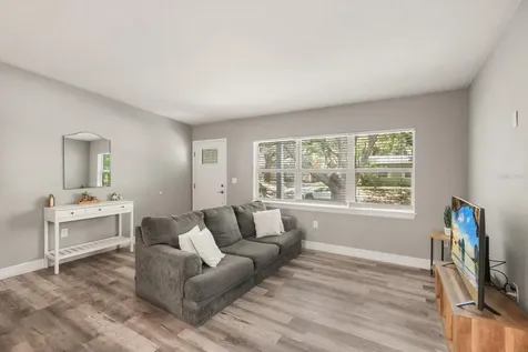 107 E Lauren Court Casselberry FL 32730