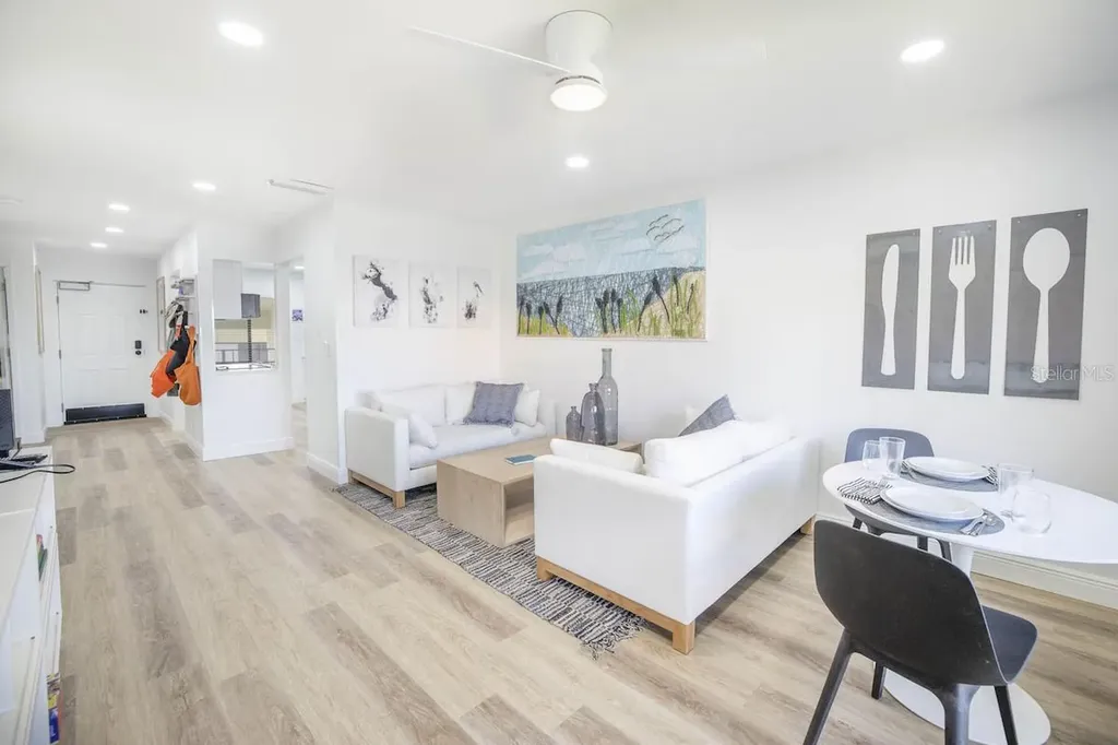 1515 Pinellas Bayway S St Petersburg FL 33715