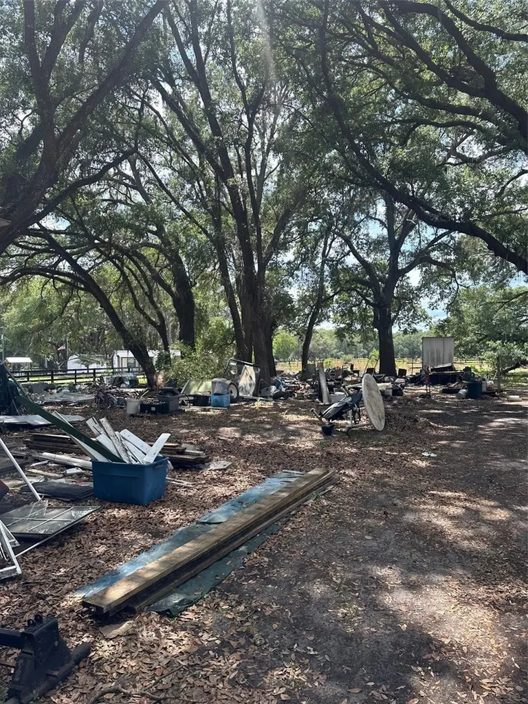 9068 SE 12th Drive Webster FL 33597