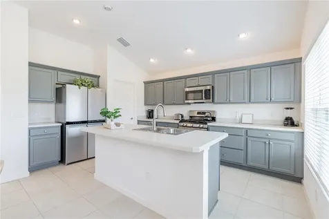 805 Hubbard Loop The Villages FL 32163